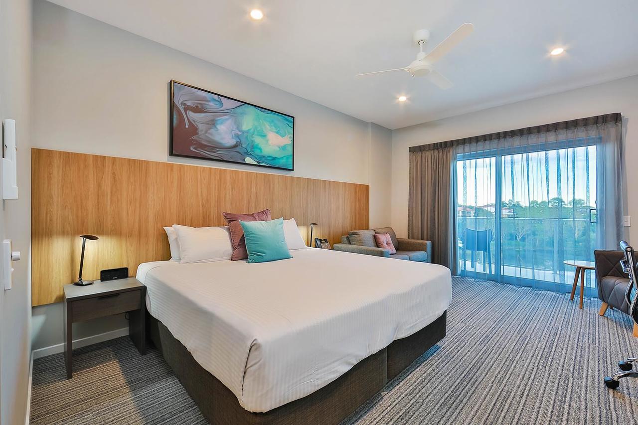 Best Western Plus North Lakes Hotel Exterior foto